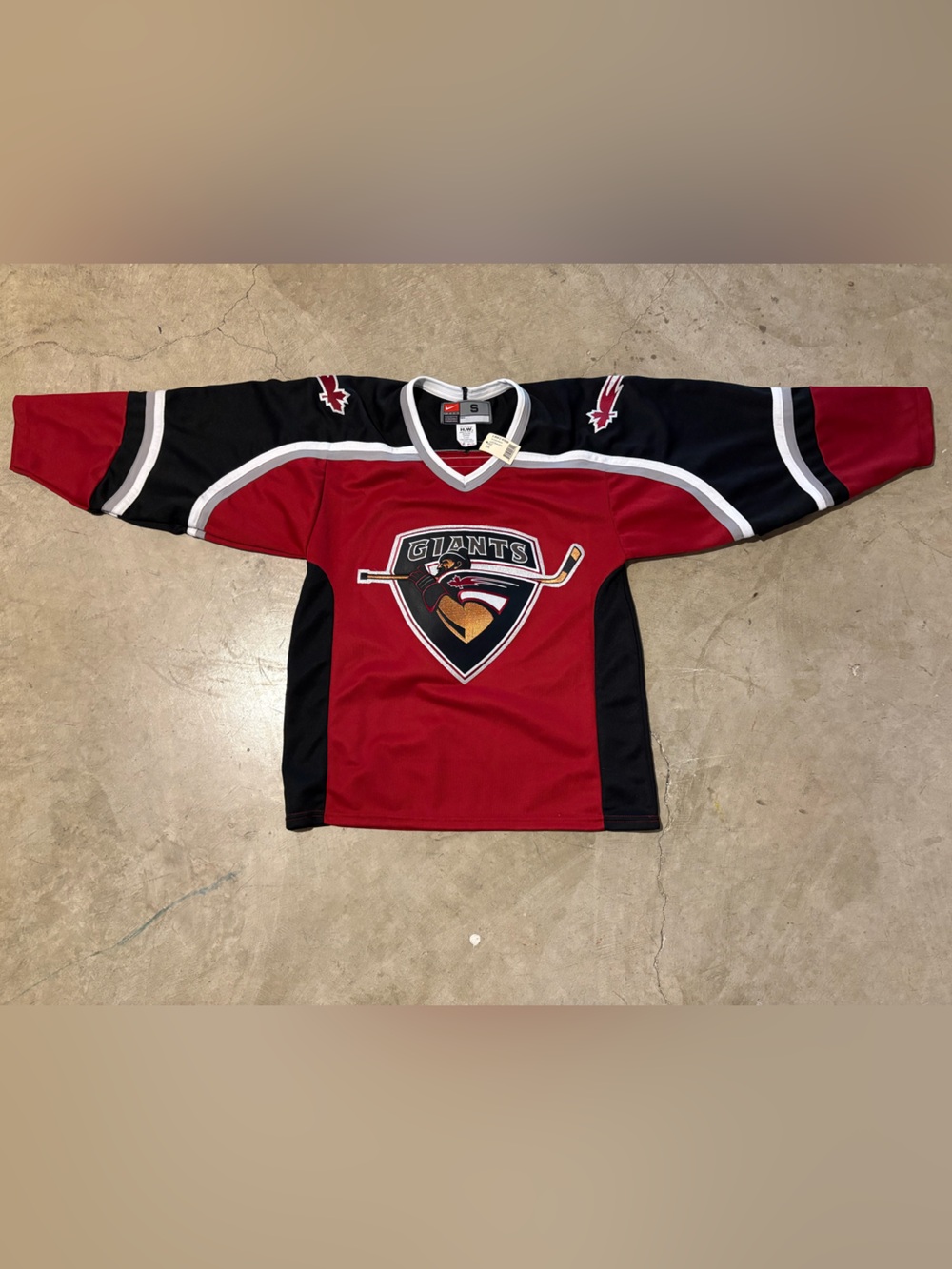 Vintage Nike Vancouver Giants Hockey Jersey